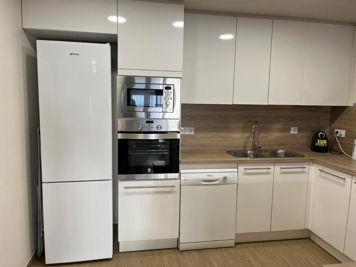 Apartamento en la playa. Free Parking. Free WiFi L' Escala Buitenkant foto