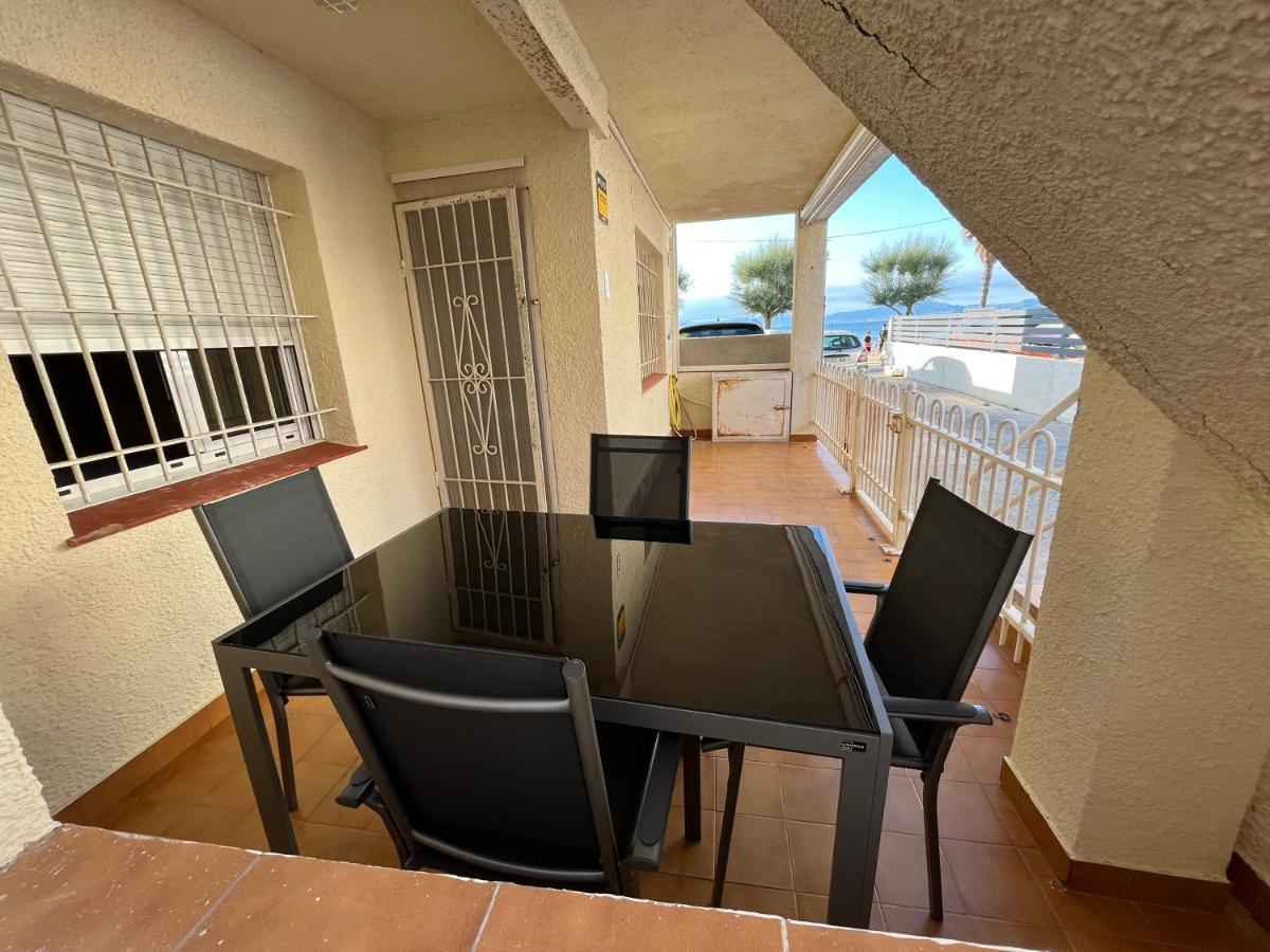 Apartamento en la playa. Free Parking. Free WiFi L' Escala Buitenkant foto